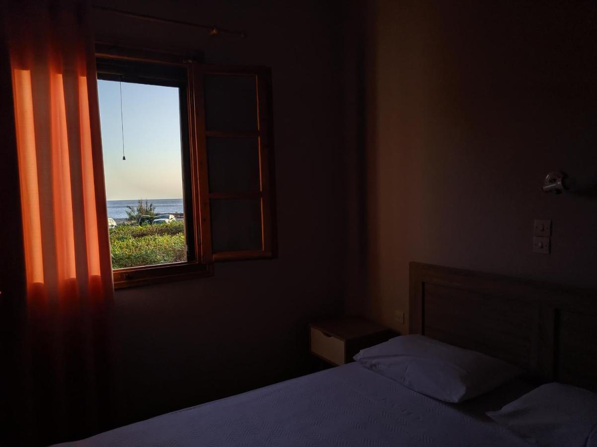 키니언 Tramonto Nel Delfini 아파트 외부 사진