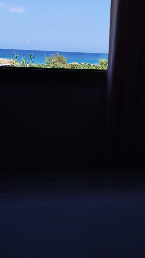 키니언 Tramonto Nel Delfini 아파트 외부 사진