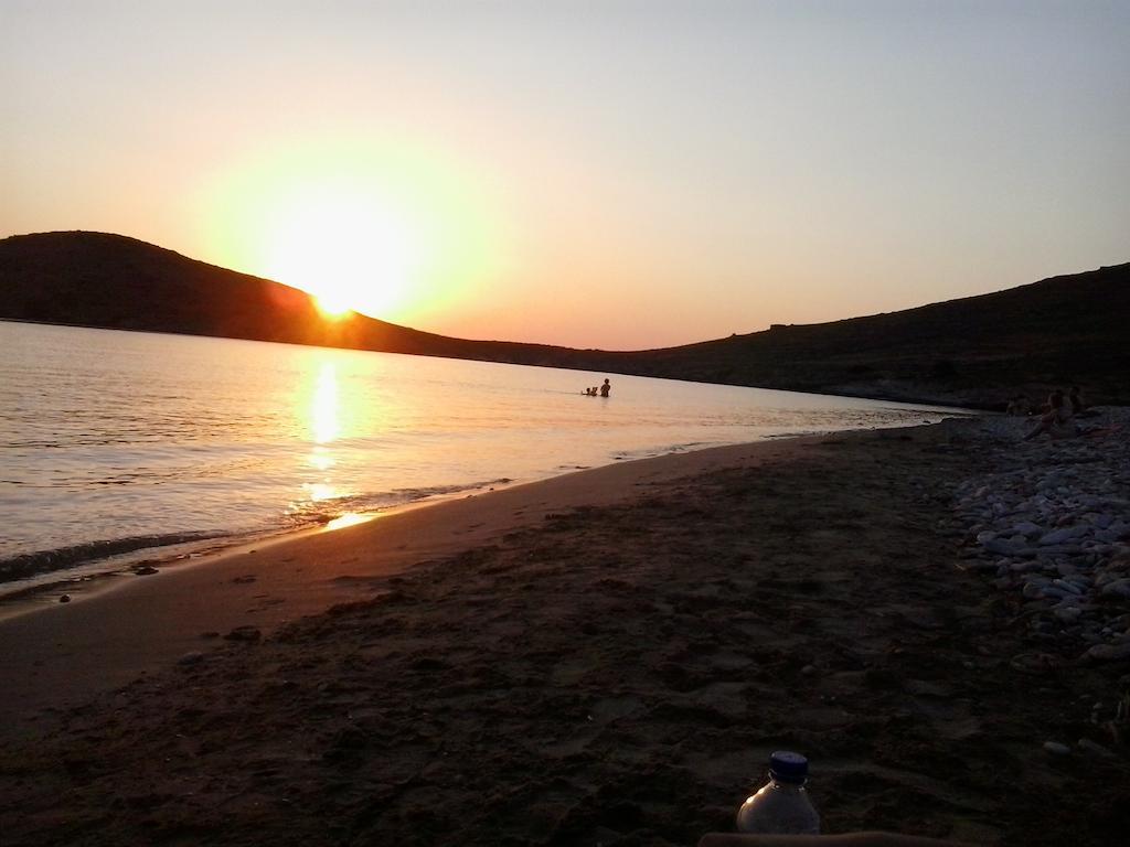 키니언 Tramonto Nel Delfini 아파트 외부 사진