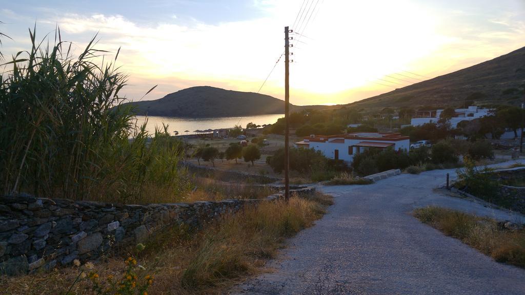 키니언 Tramonto Nel Delfini 아파트 외부 사진