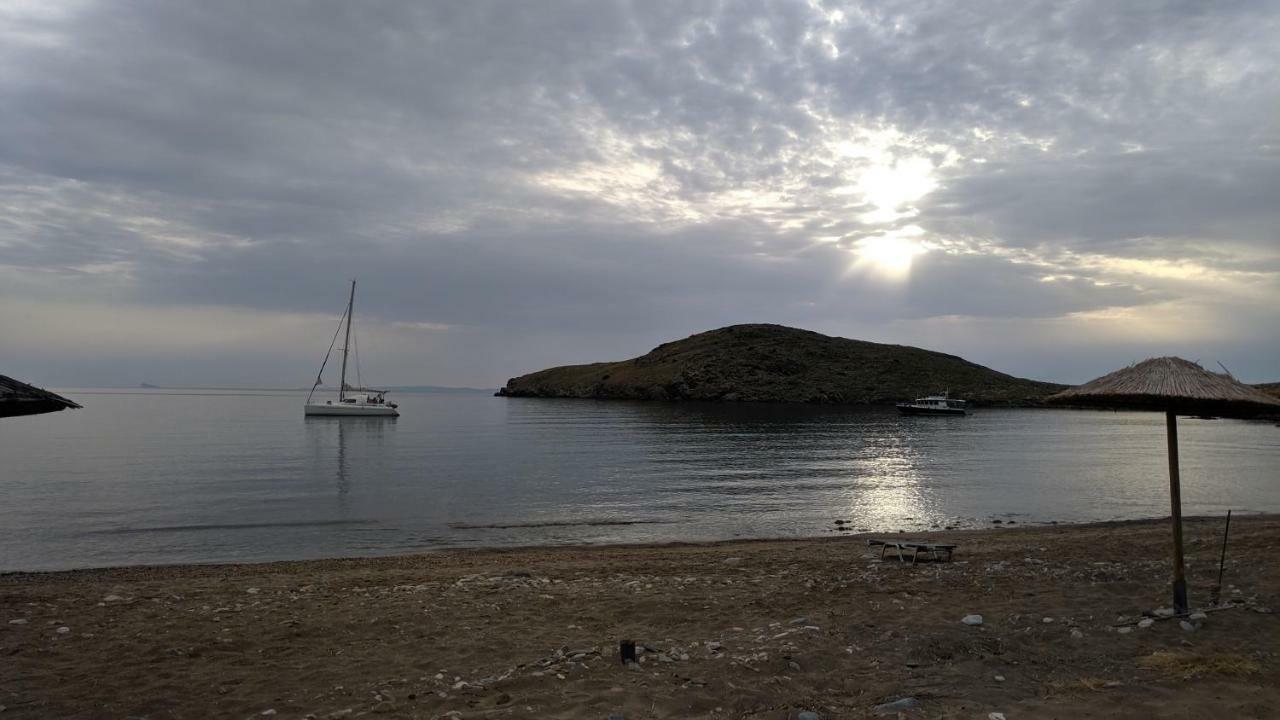 키니언 Tramonto Nel Delfini 아파트 외부 사진